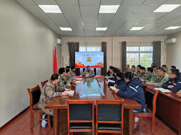 【理論宣講】鑫巖公司開展以學(xué)鑄魂，在‘點(diǎn)線面’上下功夫宣講活動(dòng)